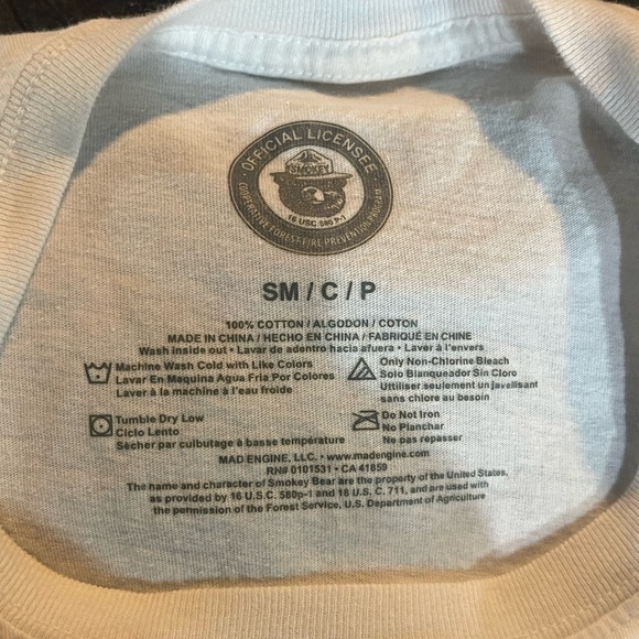 Bear graphic tee - Picture 8 of 9